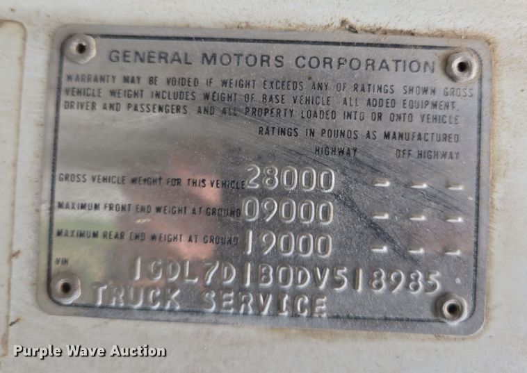 image for item EQ6983 1983 GMC 7000 fuel truck