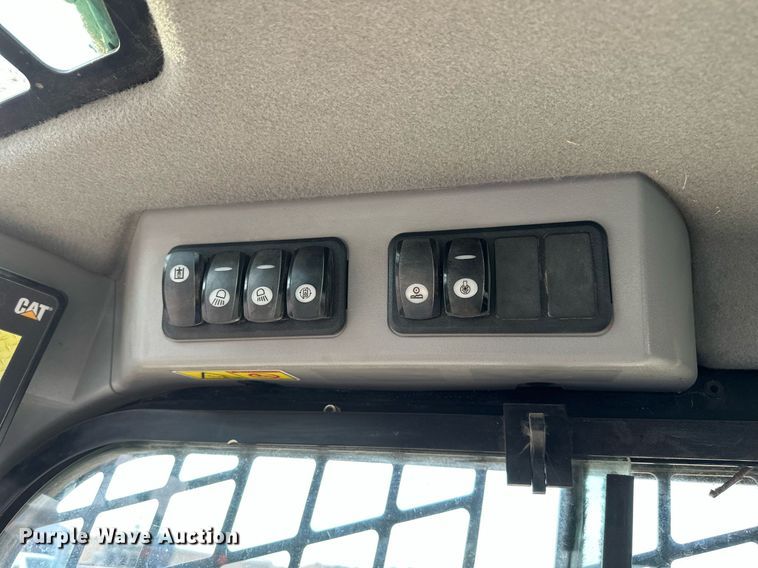 image for item ER5186 2019 Caterpillar 299D2XHP forestry tracked skid steer loader