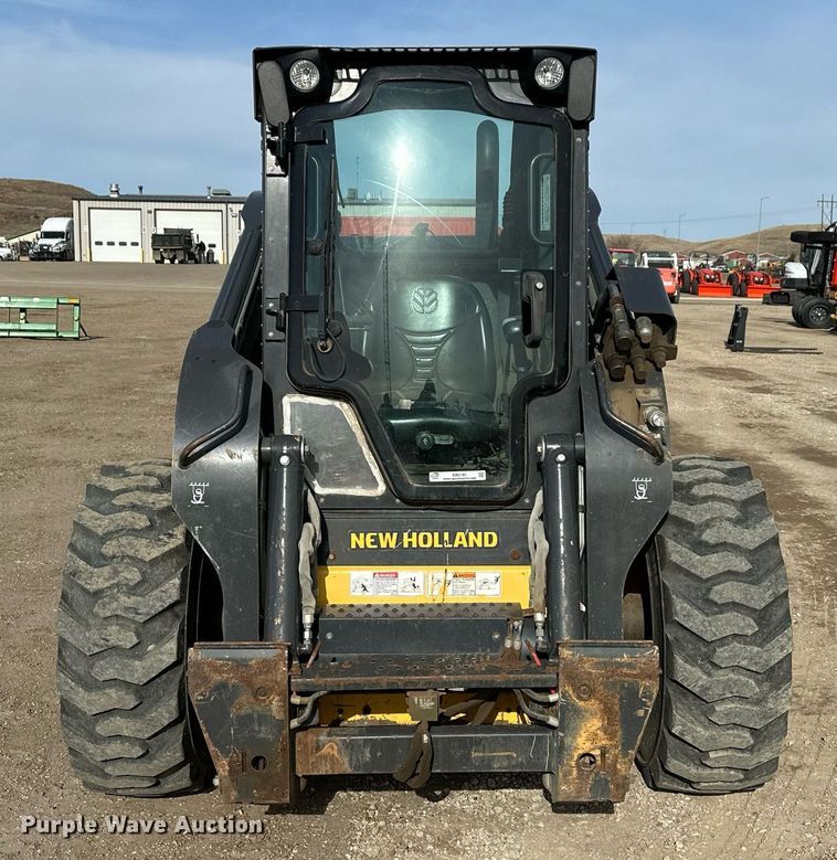 image for item ER5191 2012 New Holland L230 skid steer loader