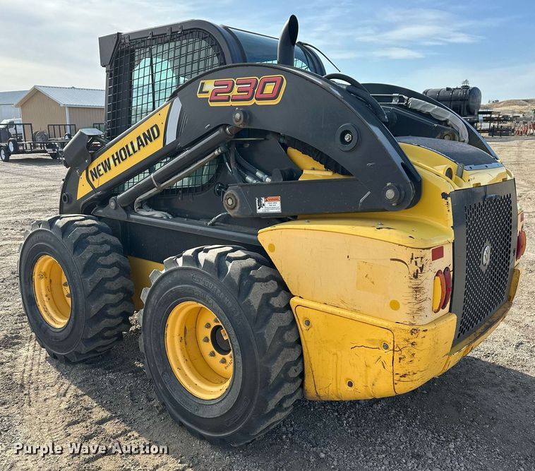 image for item ER5191 2012 New Holland L230 skid steer loader