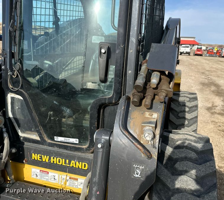 image for item ER5191 2012 New Holland L230 skid steer loader