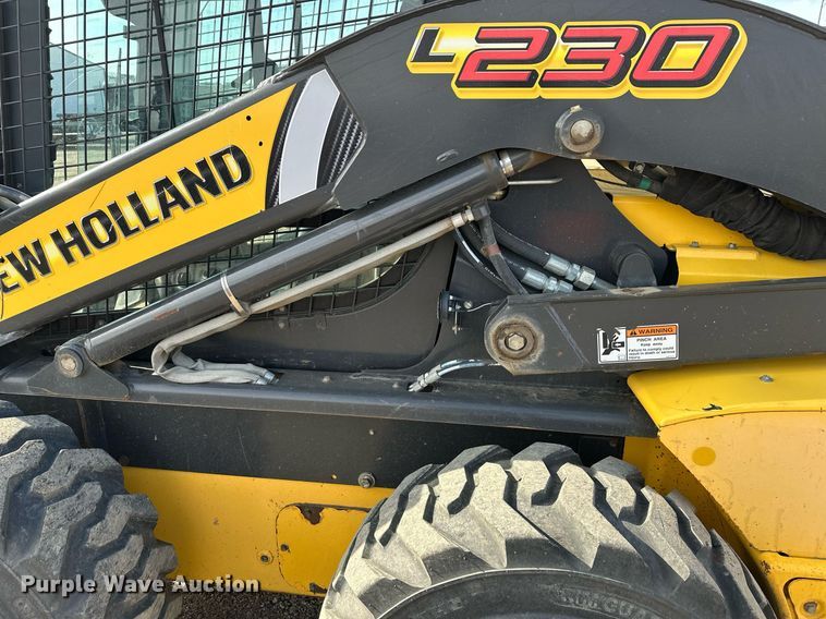 image for item ER5191 2012 New Holland L230 skid steer loader