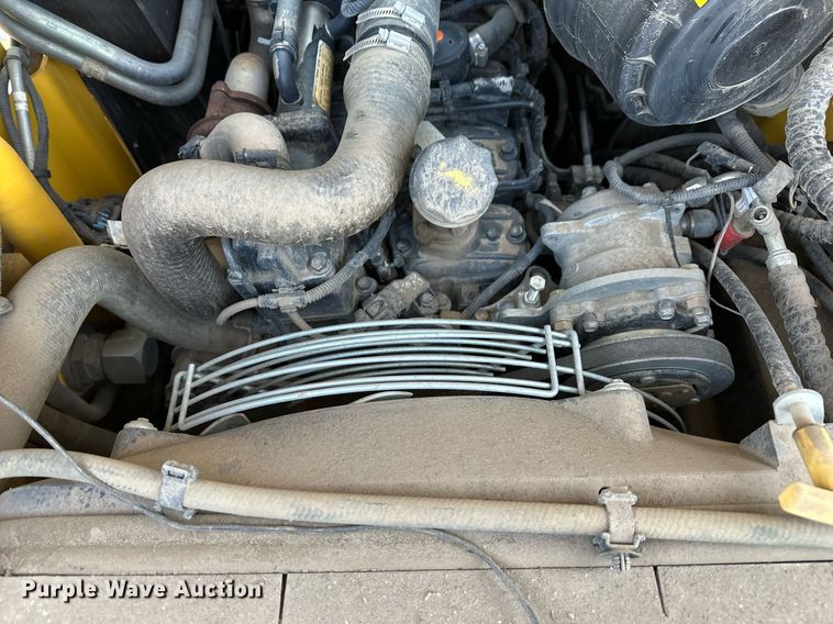 image for item ER5191 2012 New Holland L230 skid steer loader