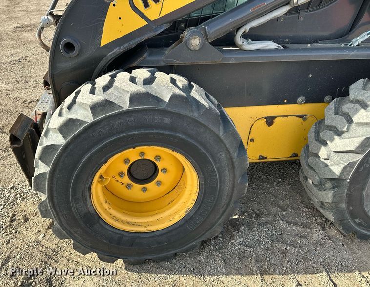 image for item ER5191 2012 New Holland L230 skid steer loader