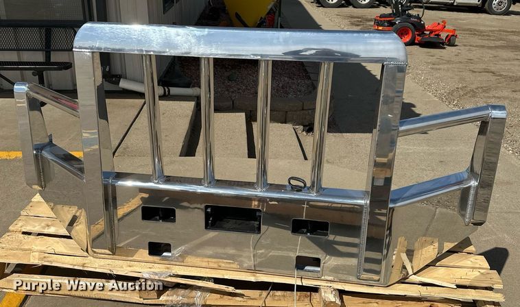 image for item ER5198 Magnum 17284 truck grille guard