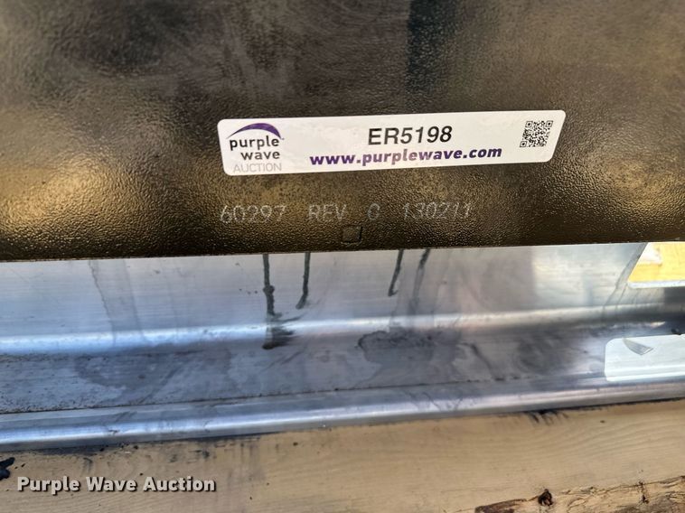 image for item ER5198 Magnum 17284 truck grille guard