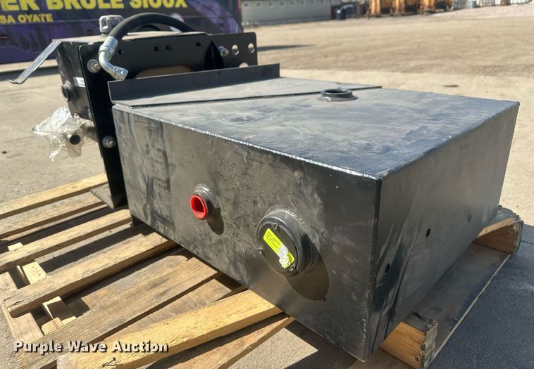 image for item ER5200 Hydraulic fluid reservoir