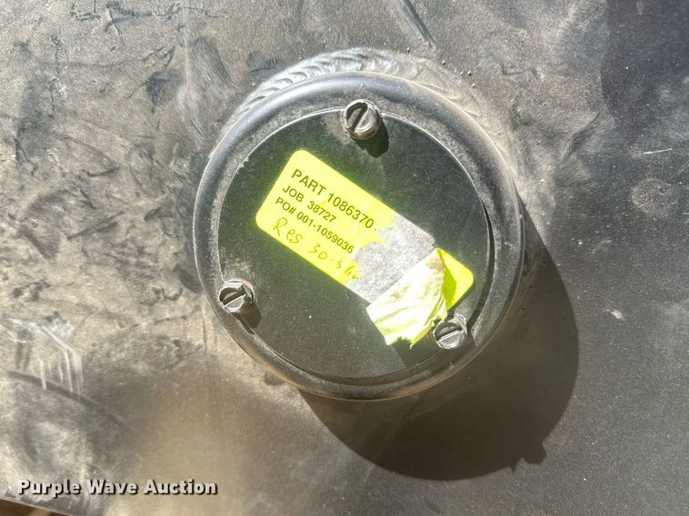 image for item ER5200 Hydraulic fluid reservoir