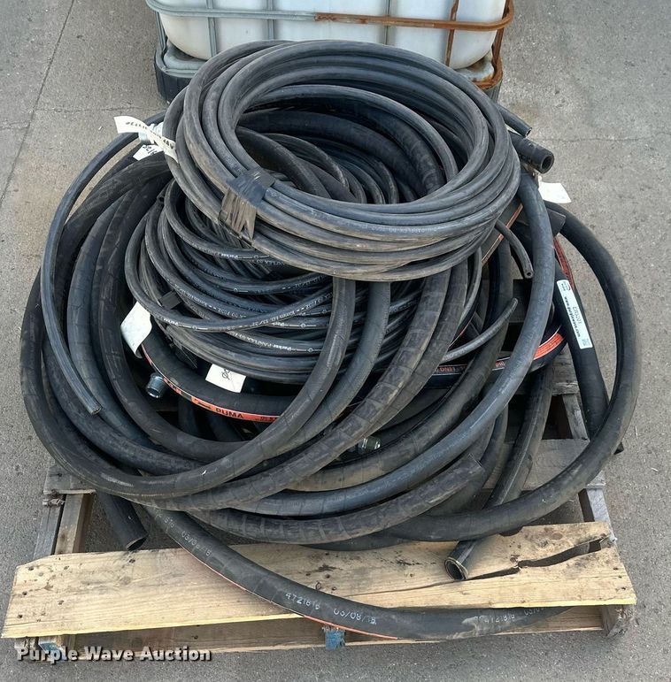 image for item ER5201 (6) hydraulic hoses