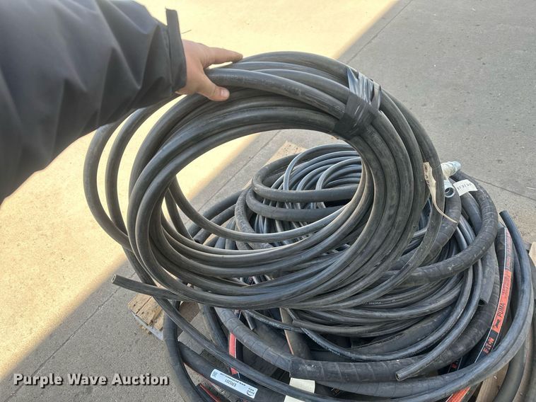 image for item ER5201 (6) hydraulic hoses
