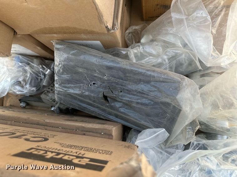 image for item ER5202 Truck parts