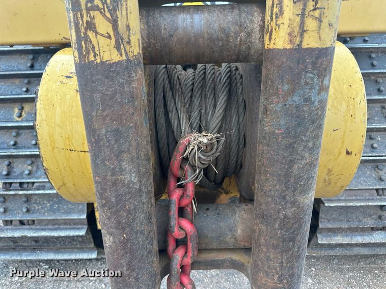 image for item ER8995 2013 Caterpillar D6N LGP dozer