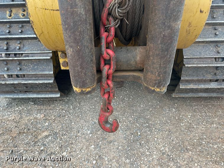 image for item ER8995 2013 Caterpillar D6N LGP dozer