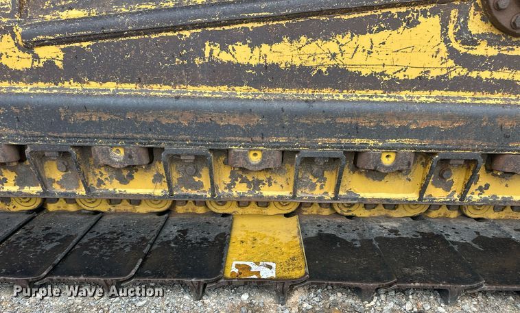 image for item ER8995 2013 Caterpillar D6N LGP dozer