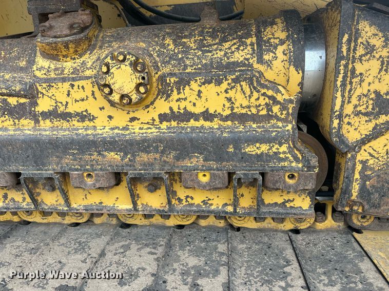 image for item ER8995 2013 Caterpillar D6N LGP dozer