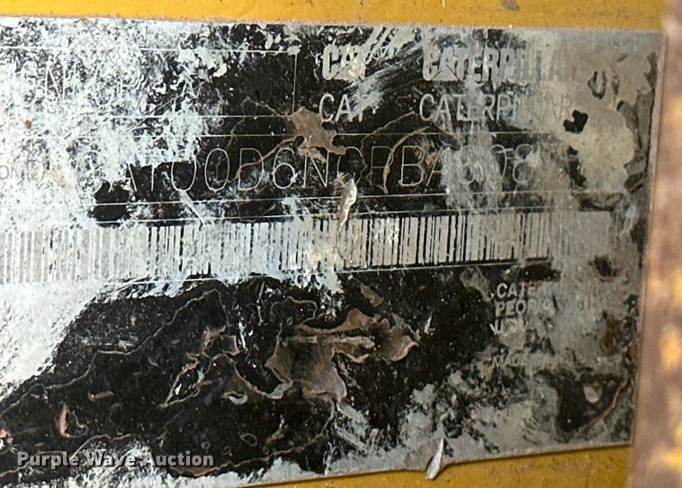 image for item ER8995 2013 Caterpillar D6N LGP dozer