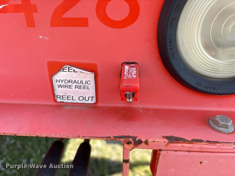 image for item EY9980 2010 International 4300 bucket truck