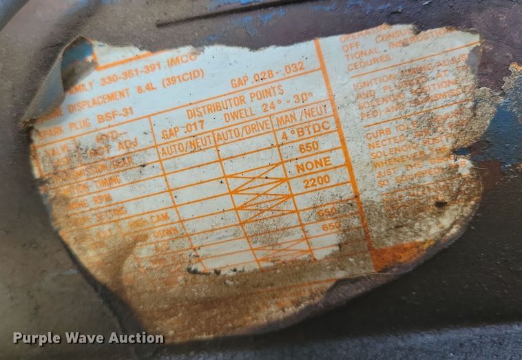 image for item NB9867 1978 Ford 700 flatbed truck