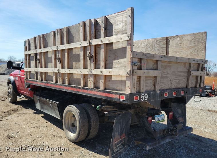 image for item NB9892 2015 Dodge Ram 5500 dump flatbed truck