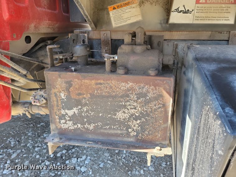 image for item NB9892 2015 Dodge Ram 5500 dump flatbed truck