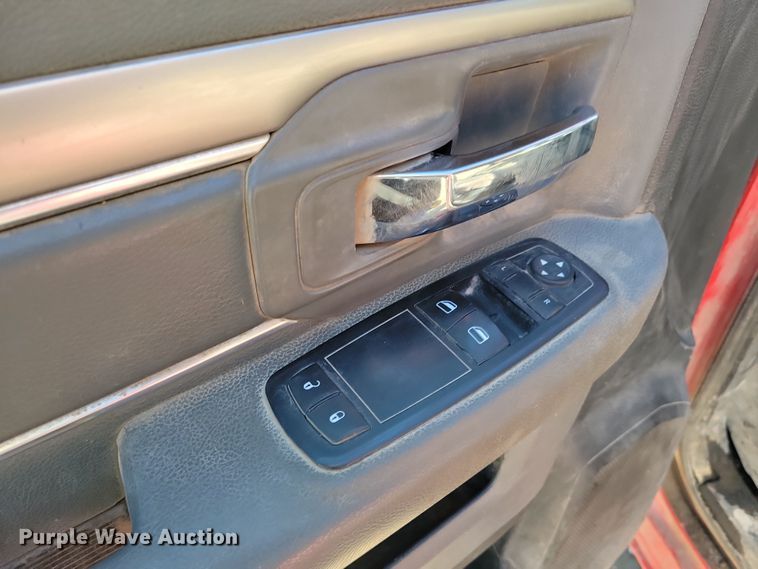 image for item NB9892 2015 Dodge Ram 5500 dump flatbed truck