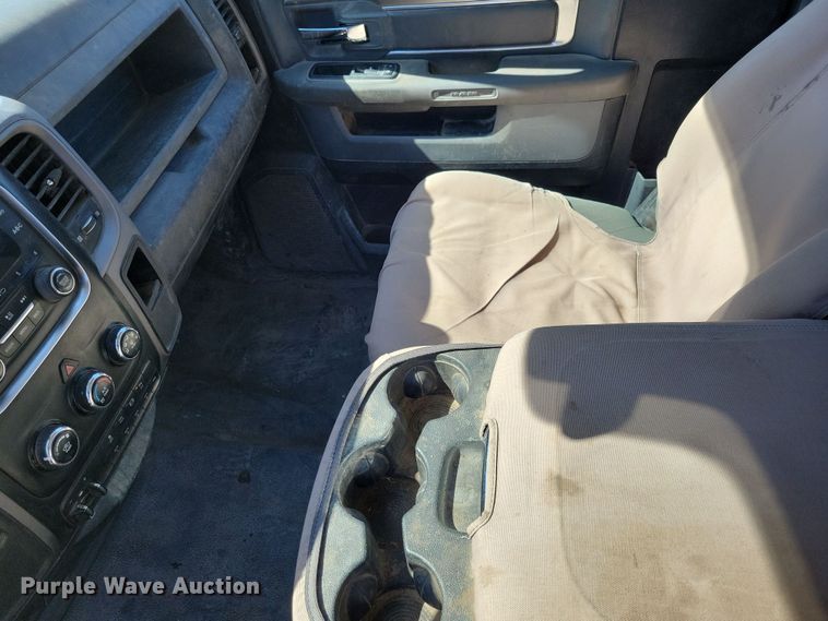 image for item NB9892 2015 Dodge Ram 5500 dump flatbed truck