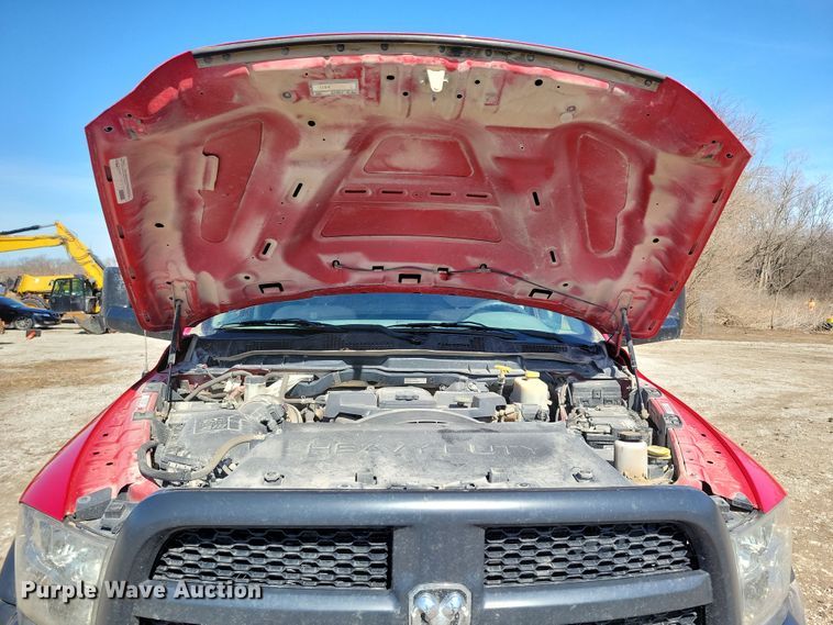 image for item NB9892 2015 Dodge Ram 5500 dump flatbed truck