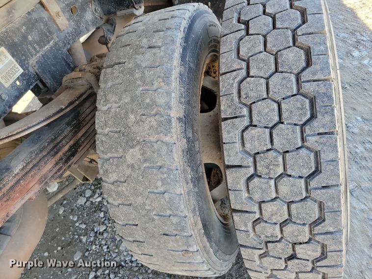 image for item NB9892 2015 Dodge Ram 5500 dump flatbed truck