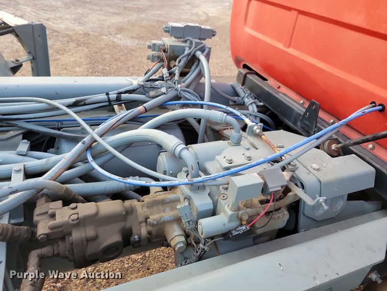 image for item NB9981 1997 Mack RD690S ready mix truck