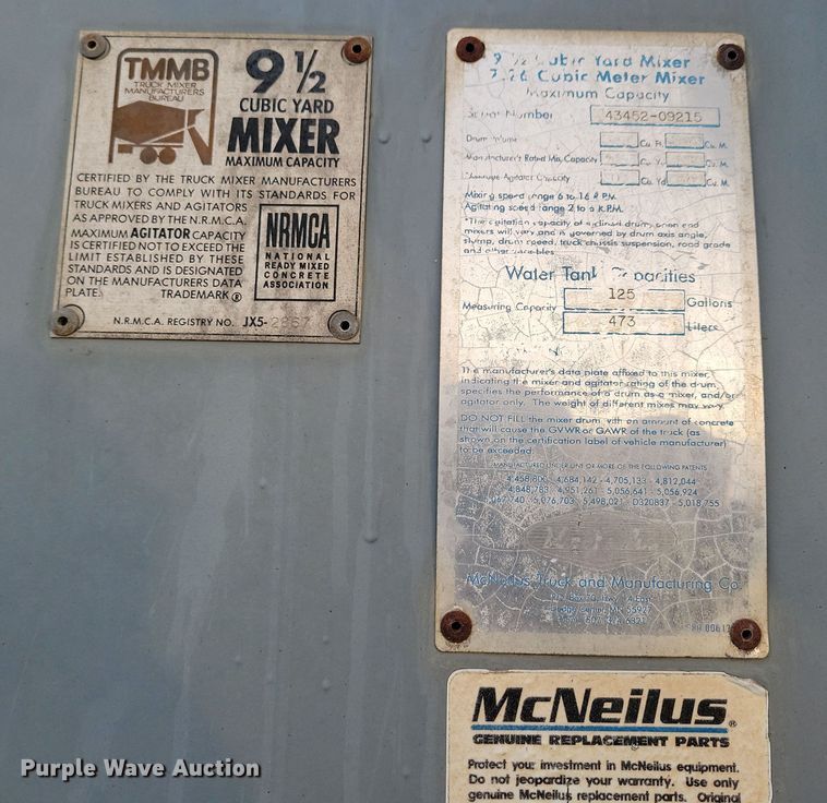 image for item NB9981 1997 Mack RD690S ready mix truck