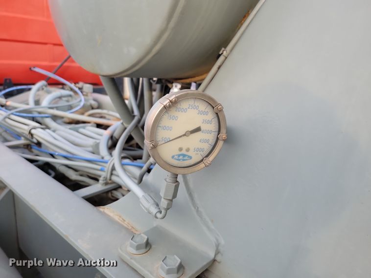 image for item NB9981 1997 Mack RD690S ready mix truck