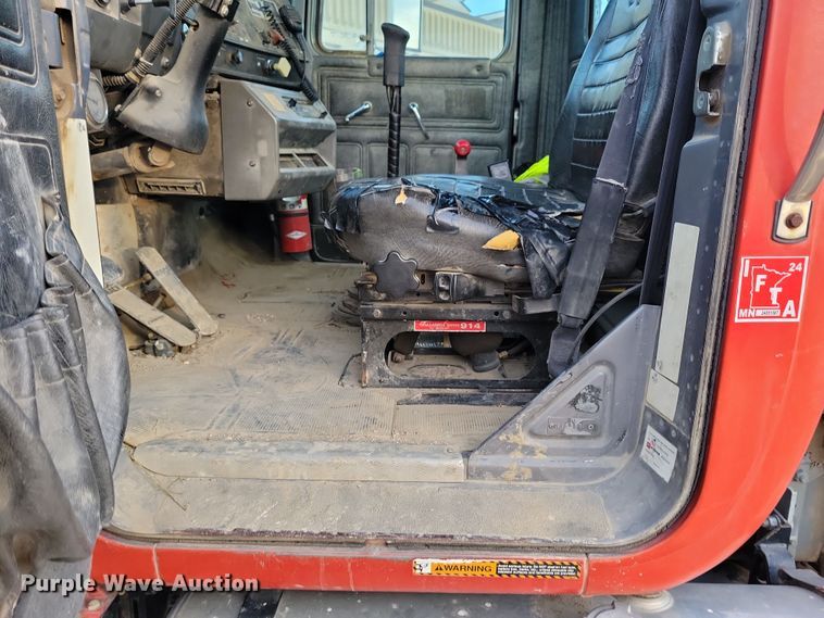 image for item NB9981 1997 Mack RD690S ready mix truck