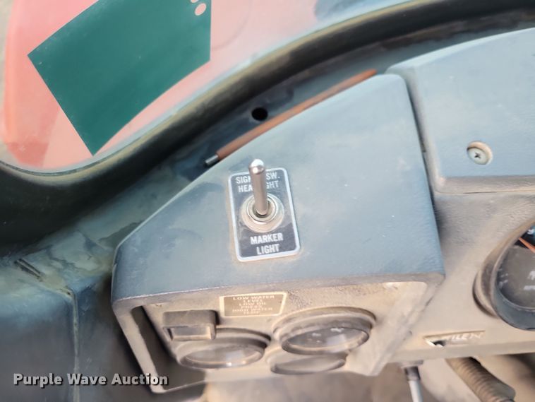 image for item NB9981 1997 Mack RD690S ready mix truck