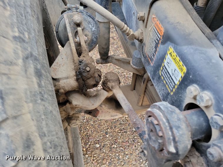 image for item NB9981 1997 Mack RD690S ready mix truck