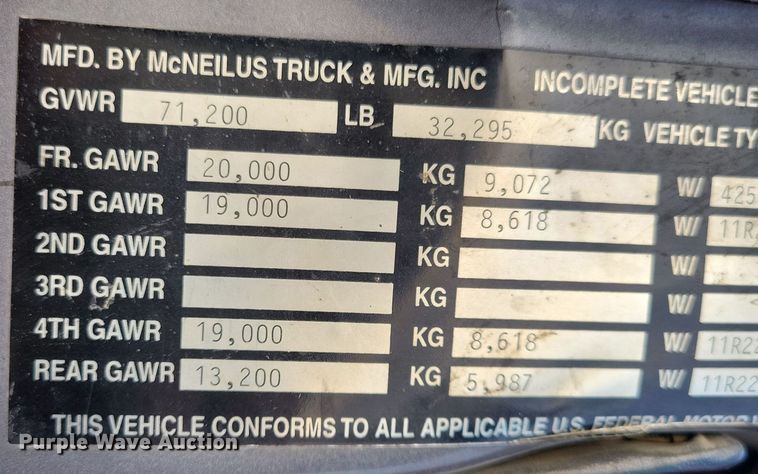 image for item NB9981 1997 Mack RD690S ready mix truck