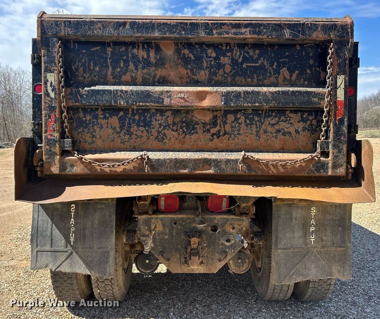 image for item ND9396 1987 Ford L9000 dump truck