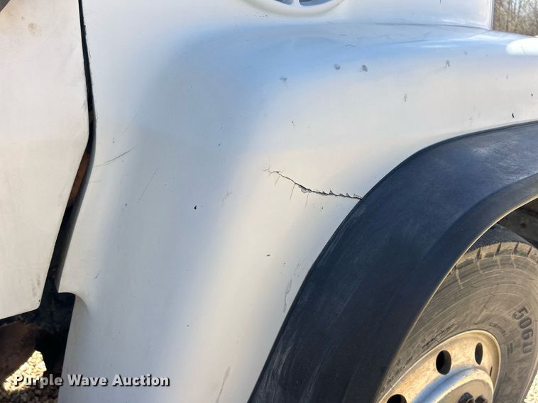 image for item ND9396 1987 Ford L9000 dump truck