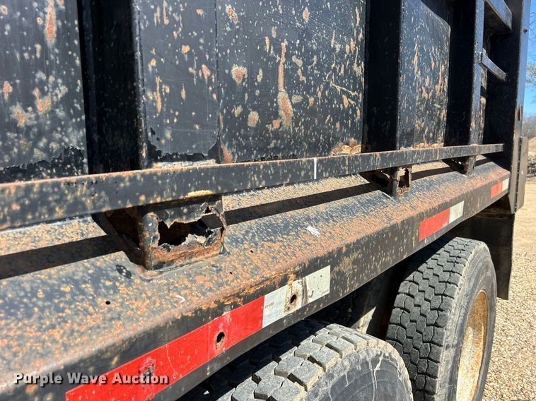 image for item ND9396 1987 Ford L9000 dump truck