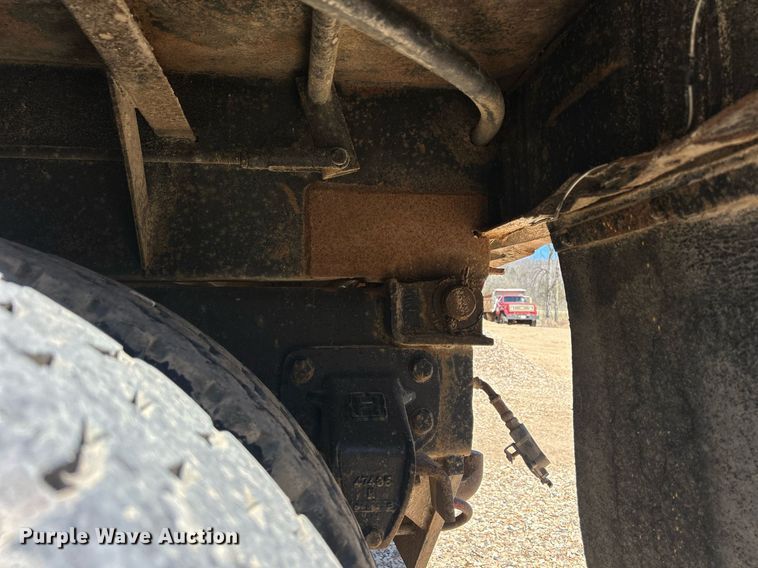 image for item ND9396 1987 Ford L9000 dump truck