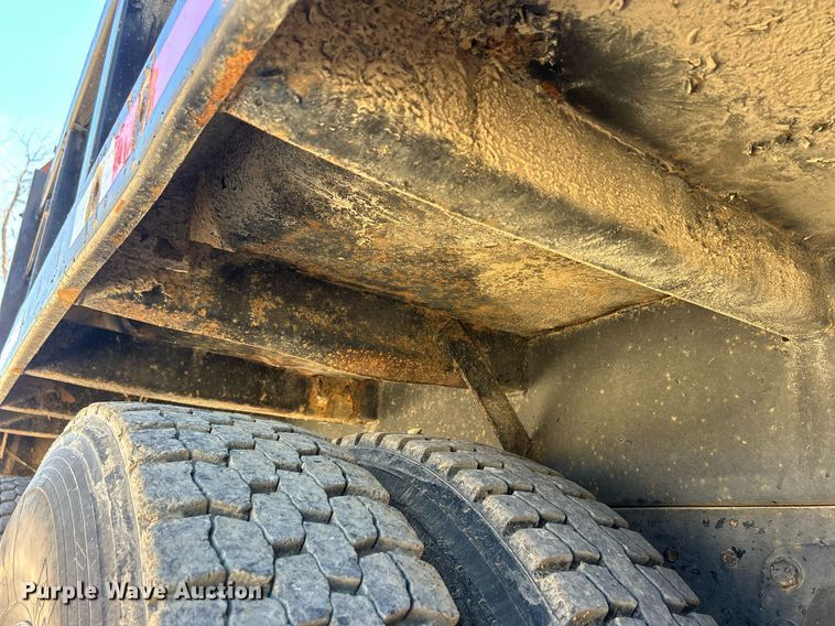 image for item ND9396 1987 Ford L9000 dump truck