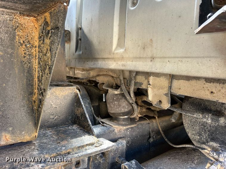 image for item ND9396 1987 Ford L9000 dump truck