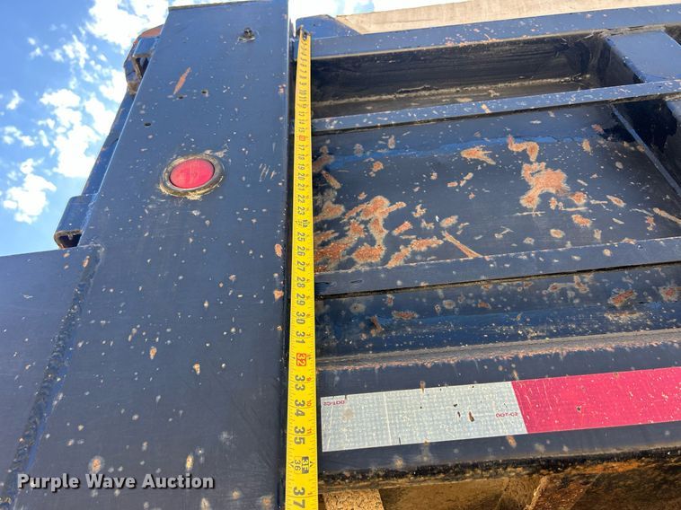 image for item ND9396 1987 Ford L9000 dump truck