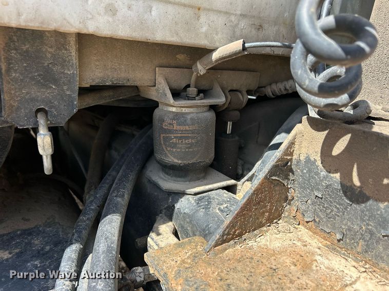 image for item ND9396 1987 Ford L9000 dump truck