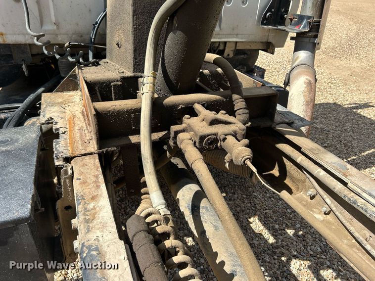 image for item ND9396 1987 Ford L9000 dump truck