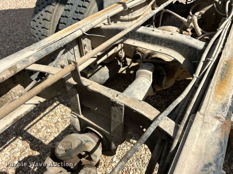 image for item ND9396 1987 Ford L9000 dump truck