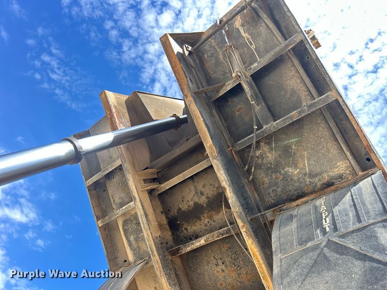 image for item ND9396 1987 Ford L9000 dump truck