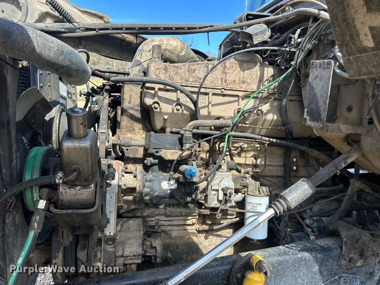 image for item ND9396 1987 Ford L9000 dump truck