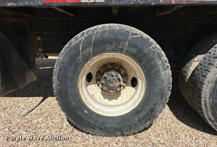 image for item ND9396 1987 Ford L9000 dump truck