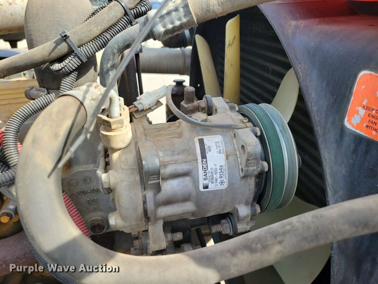 image for item NV9760 2004 Sterling AT9500 semi truck