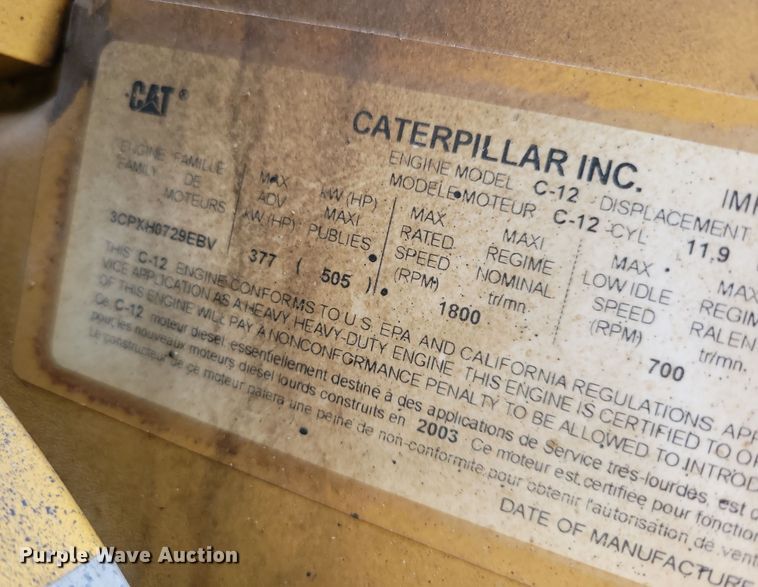 image for item NV9760 2004 Sterling AT9500 semi truck